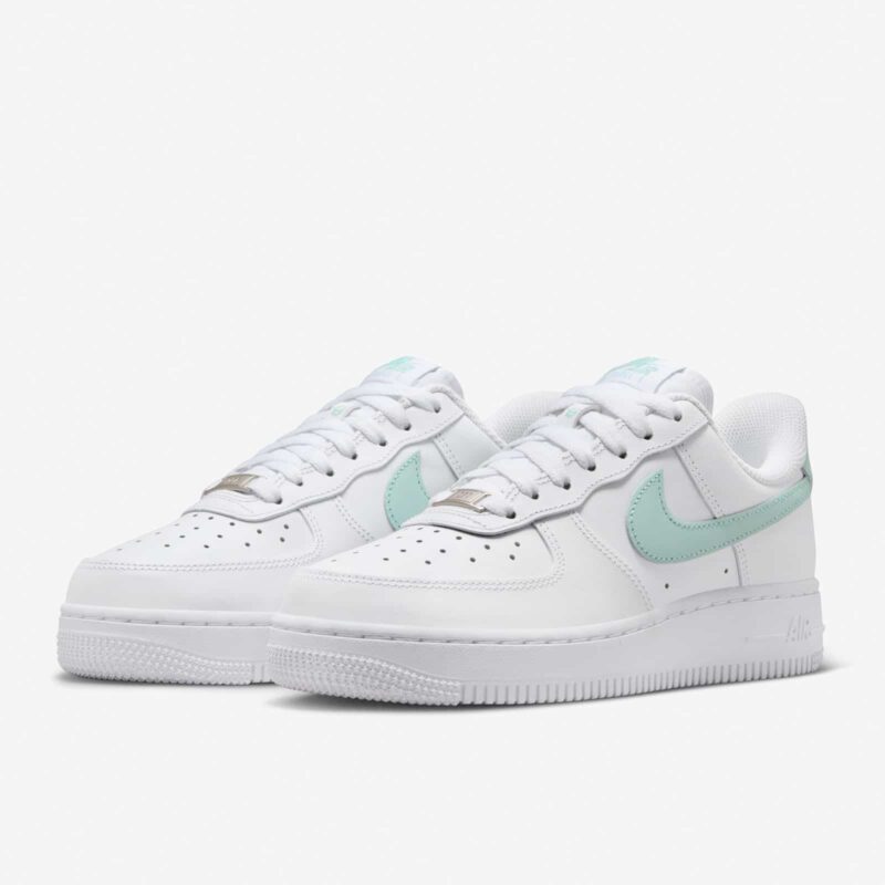 Nike Air Force 1 '07 EasyOn DX5883-101 3