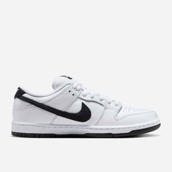 Nike SB Dunk Low Pro 'White Black' HF3704-100