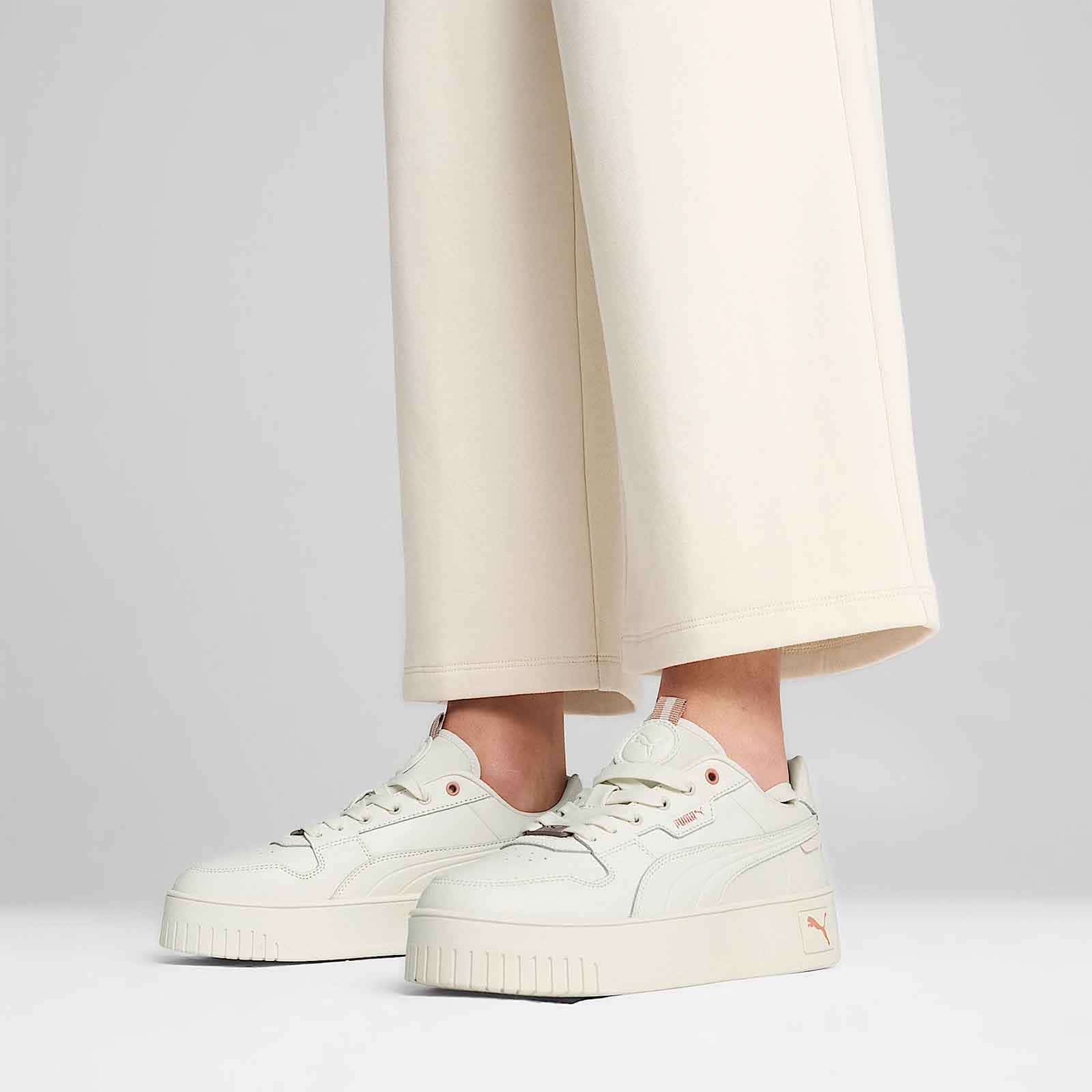 Puma Carina Street Lux 'Frosted Ivory' 397487-03 para mujer