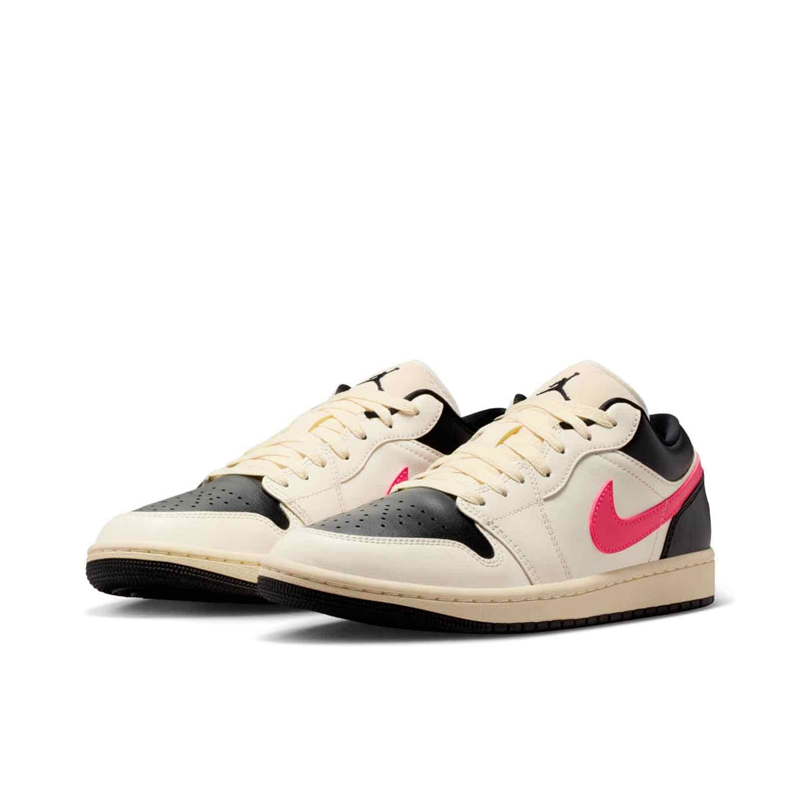 Air Jordan 1 Low 'Flight Club' DC0774-107