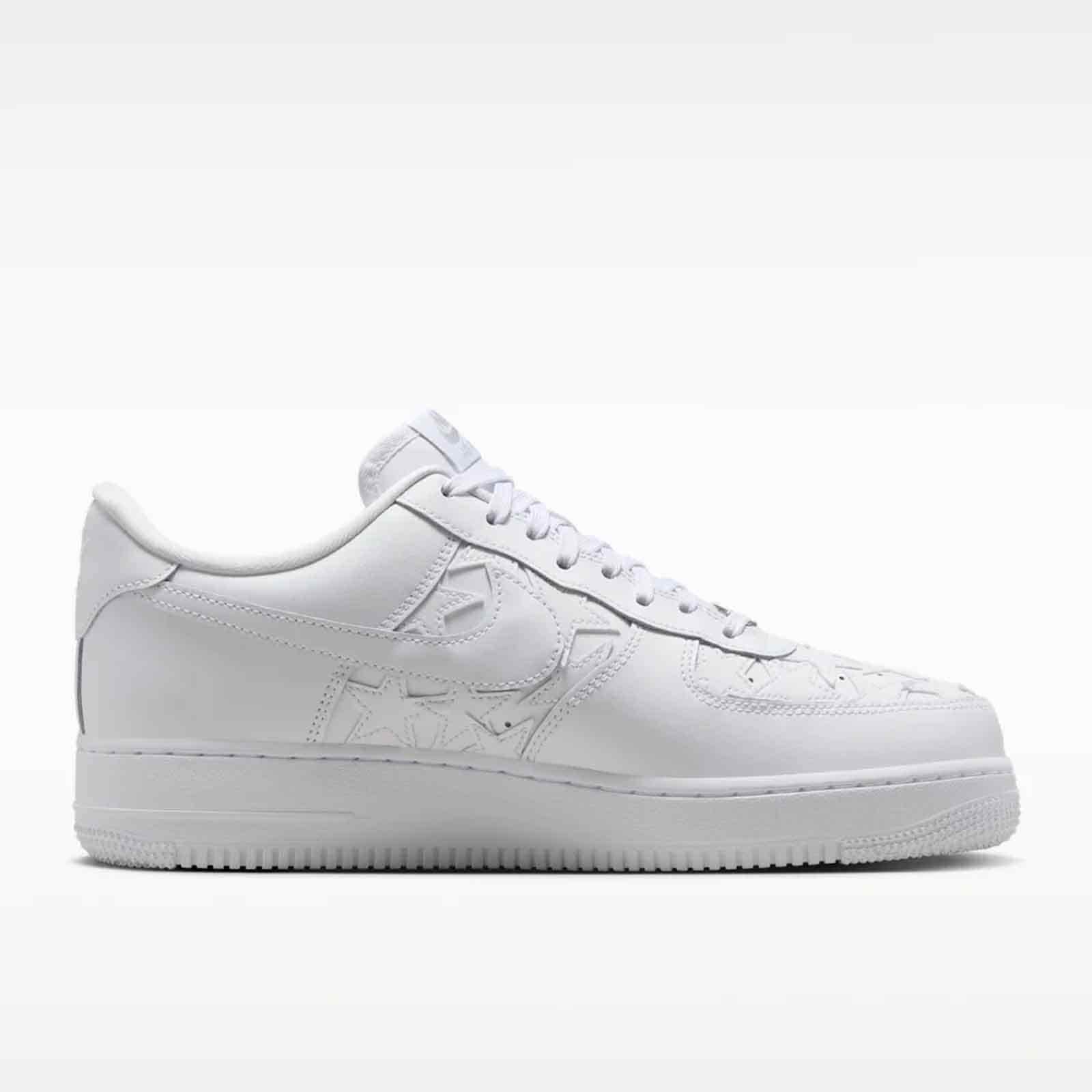 Nike Air Force 1 Low Retro 'Triple White Stars' IM5750-100