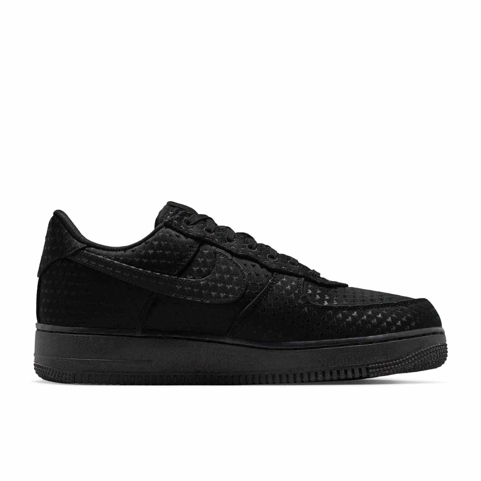 Nike Air Force 1 Low 'Valentine's Day Black 2026' IB6836-001